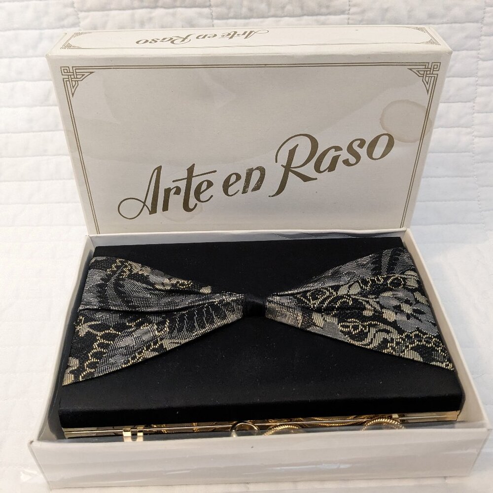 Arte En Raso Castellano Vintage Handbag